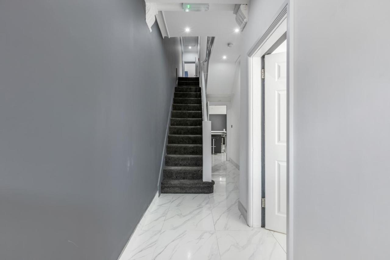 Crystal Towers Sasco Apartments Блекпул Екстериор снимка