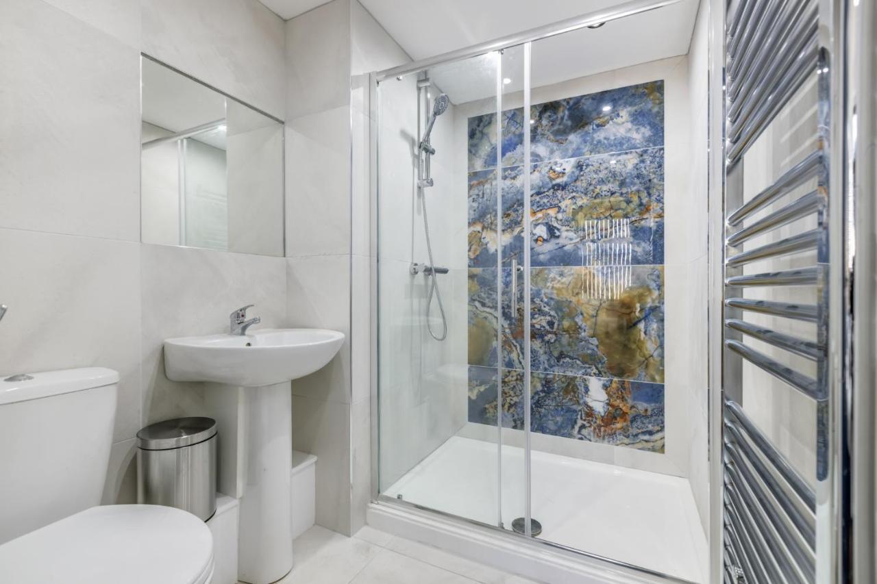 Crystal Towers Sasco Apartments Блекпул Екстериор снимка
