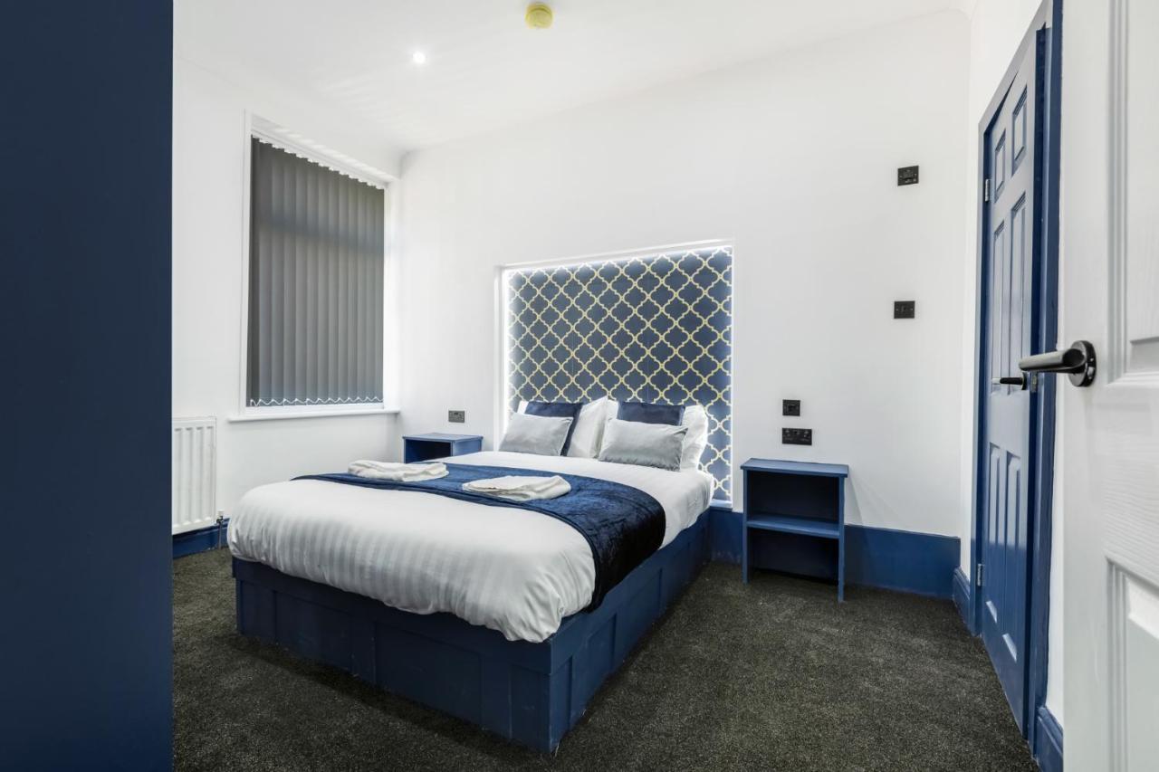 Crystal Towers Sasco Apartments Блекпул Екстериор снимка