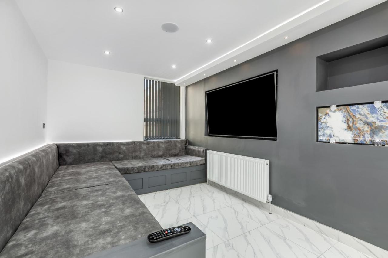 Crystal Towers Sasco Apartments Блекпул Екстериор снимка